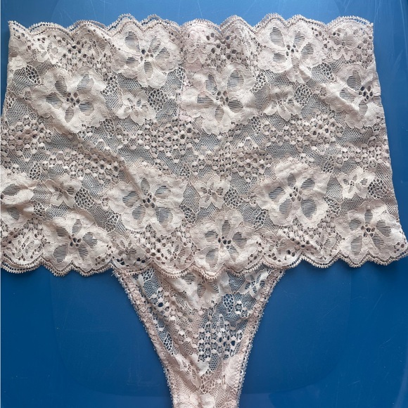 Victoria's Secret Other - VS Lace Thong Panties in Cream